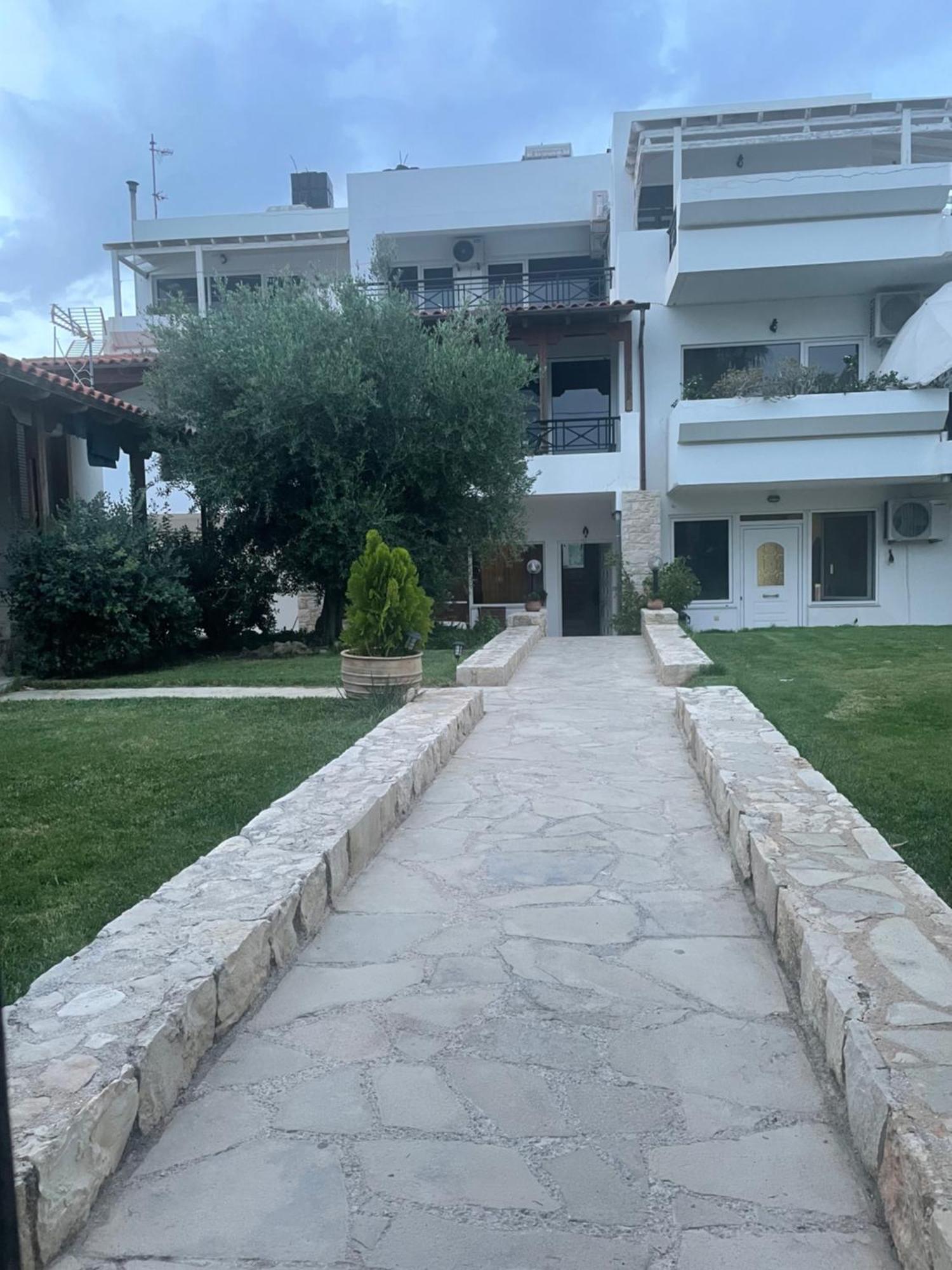 Garden House Appartement Ierápetra Buitenkant foto